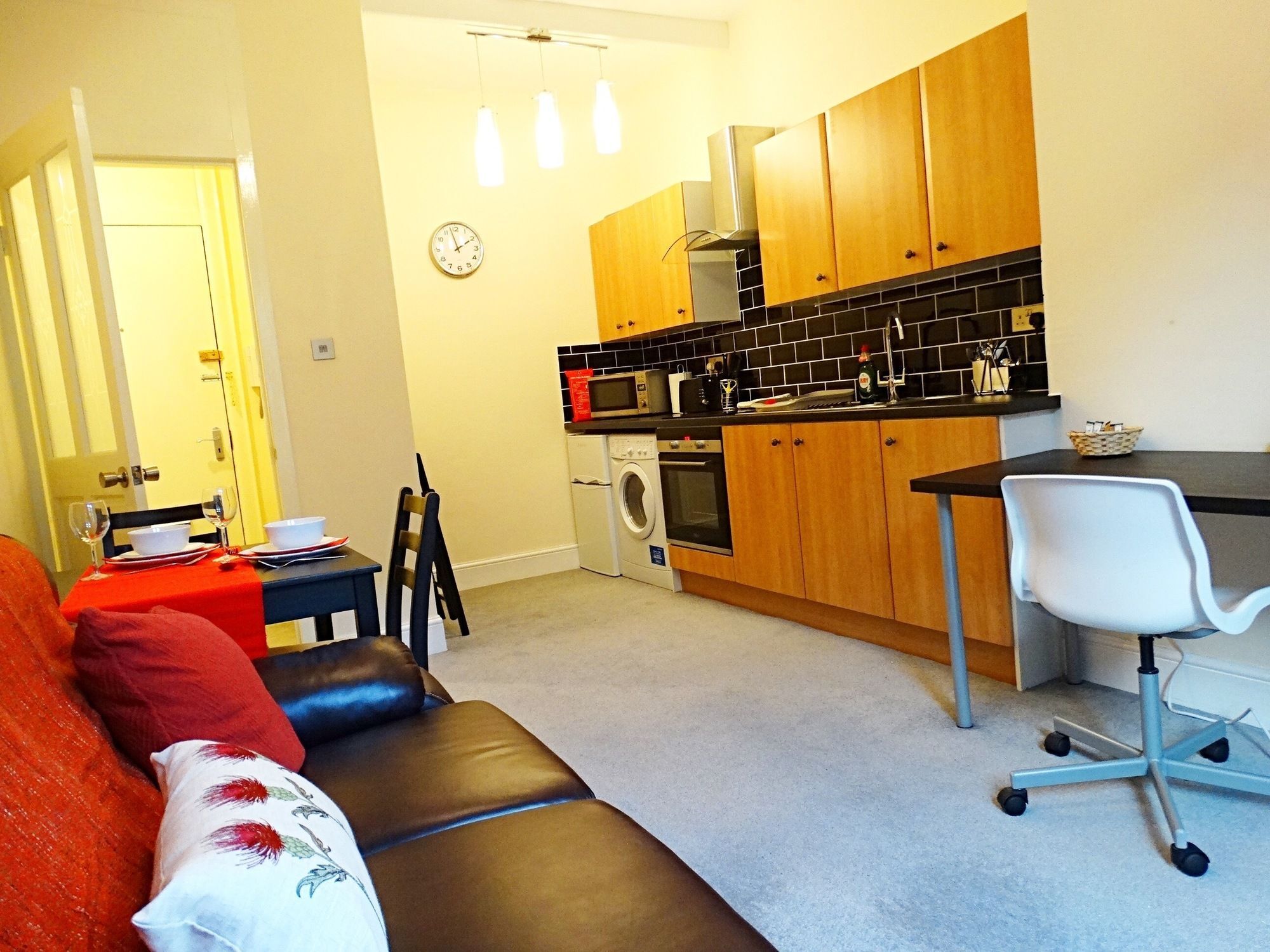Cdp Apartments - Kelvinhall Glasgow Zewnętrze zdjęcie