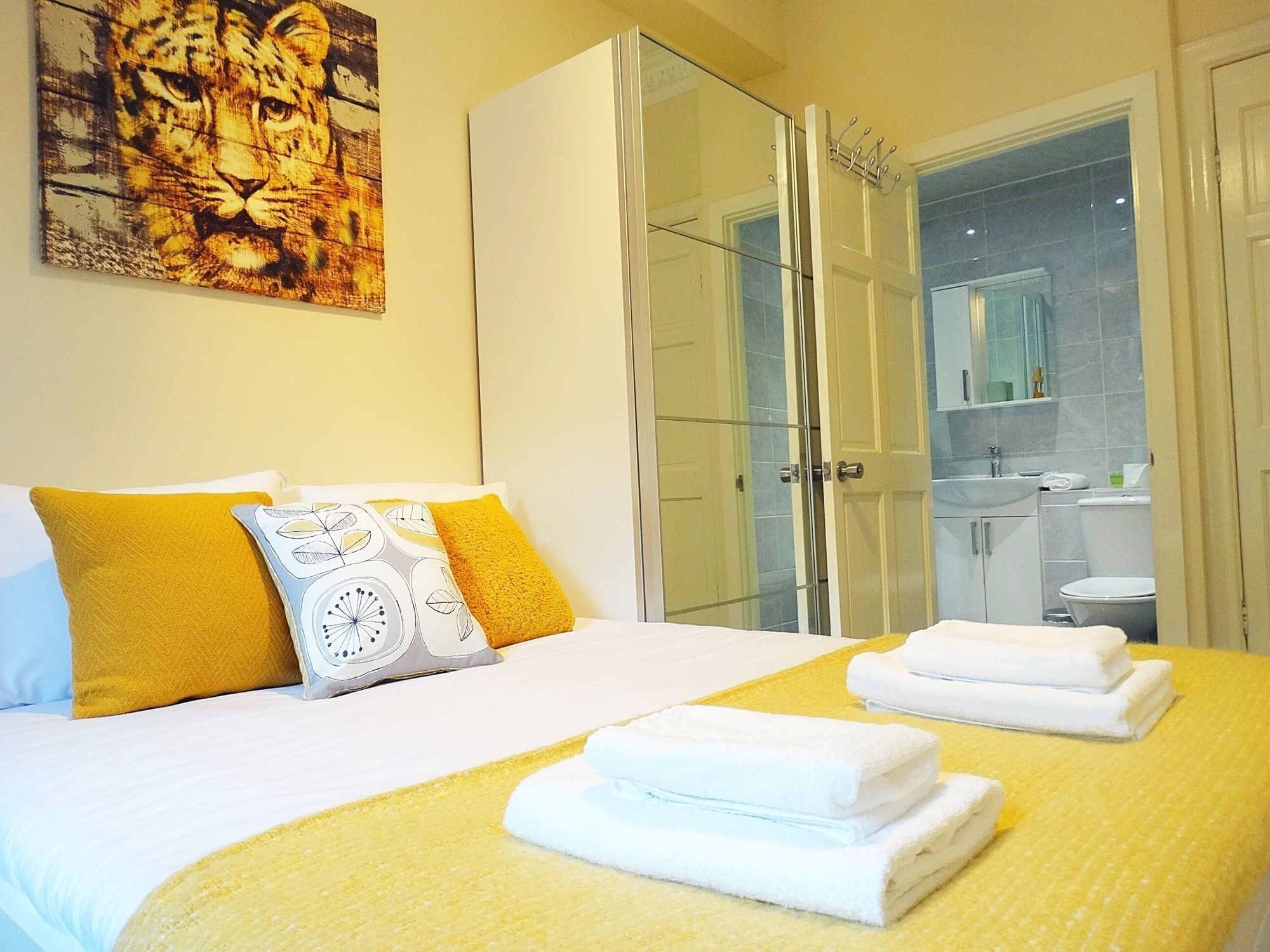 Cdp Apartments - Kelvinhall Glasgow Zewnętrze zdjęcie
